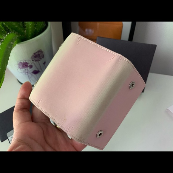 *** Vintage Prada 6 key holder *** - Picture 4 of 9